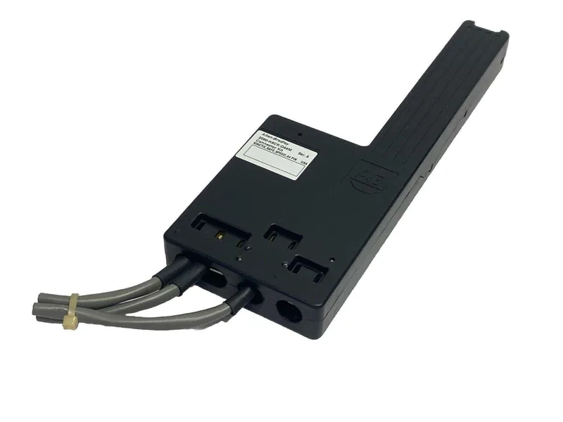 Allen-Bradley 2090-K6CK-D44M