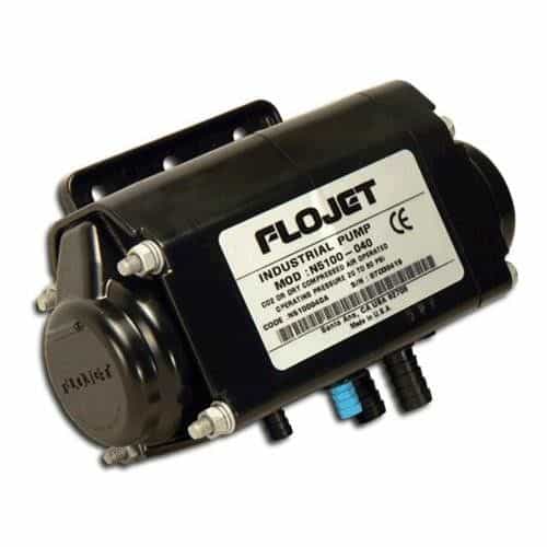 Flojet N5100040B Bomba duplex de diafragma 2.5 GPM Santoprene