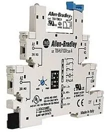 Allen-Bradley 700-HLT1U24 - Relevador de interfaz de 24 V CA/CC